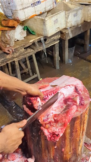 One Fish, One Blade – Bighead Turned into Neat Slices #shorts