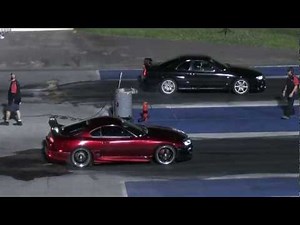 Toyota Supra vs Nissan Skyline 1/4 mile drag race