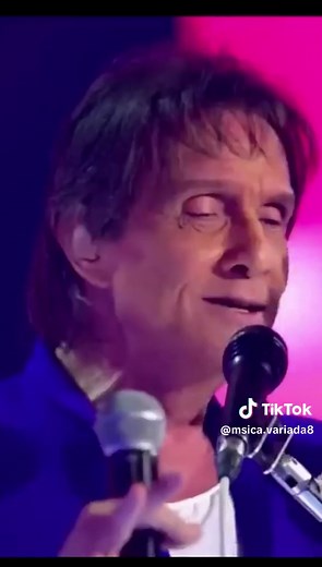 Roberto Carlos y Erika Ender Cantando Despacito