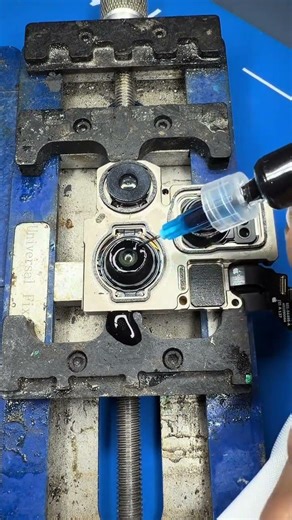 #修手机#手机维修工具 摄像头划痕快速修复