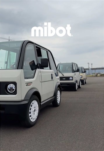 現在開発中のmibot。３台並んで走行すると、なんだか三兄弟みたい…？🍡 #mibot #ev #kgモーターズ #ミニカー #車好き #小型ev