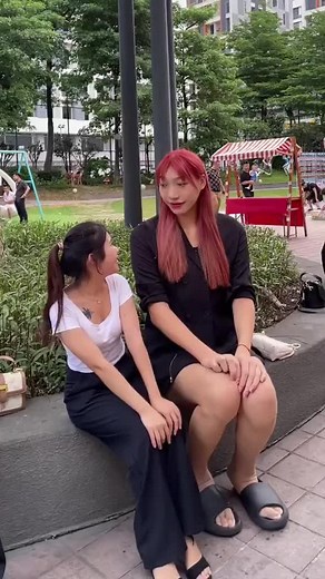 Tall Girl and Short Girl Friendship Goals | Height Difference Fun