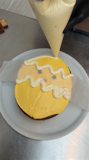 Easter Chick Surprise Cake 🎂🐣 #shorts