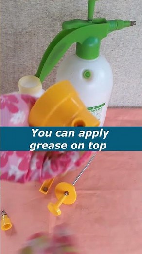 How Spray Bottle Works