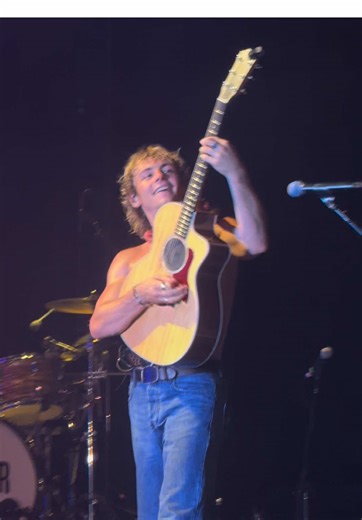 Rumors: The Driver Era Concert Highlights