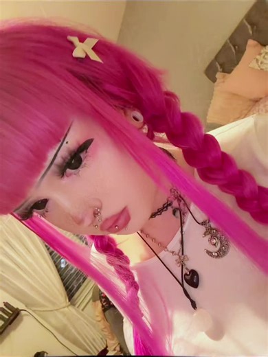 just a dream 🤞🏼🤞🏼#fyppppppppppppppppppppppp #pinkhairgirl #alt #pusheen #hashtag