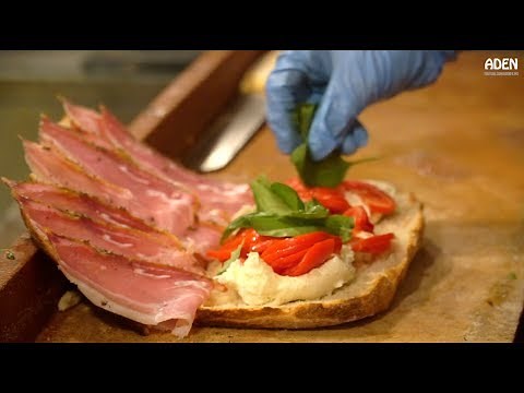 Street Food in Italy - Schiacciata in Florence