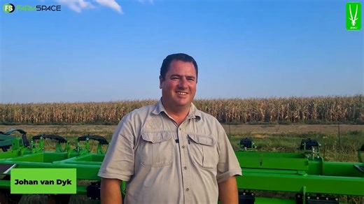 Hoe kan Bok.I se inline ripper vir jou waarde toevoeg? Johan van Dyk vertel ons meer oor waar hy dit in sy boerdery gebruik en wat sy ervaring is. www.boki.co.za Bok Implemente #InlineRipper #FarmSpace #OnsPraatBoer | FarmSpace
