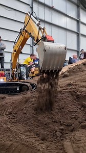 AMAZING RC Construction Vehicles in Action! 😱🔥🔥🔥 ⬇️💲Disounts💲⬇️ @fmsmodel2007 - $5 off Accessories code DoURC @littleguyracingparts - 10% off code DOURC10 @rcawd_official - 5% off code DoURC Overlander Batteries- 5% off code DOURC5 #rc #construction #excavator #excavation #digging #digger #toys | Rob Devine