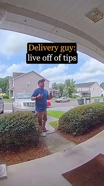 This Pizza Delivery Got Awkward Fast 😳🍕 #shorts