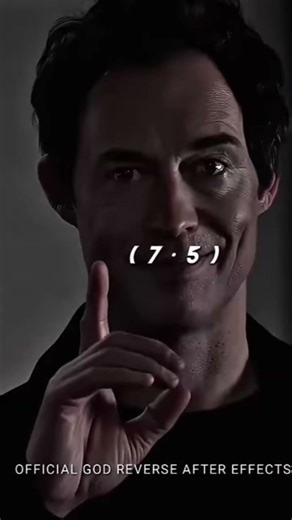 Reverse Flash [Eobard Thawne] Vs Savitar [Barry Allen] In Terms Of Writing. #goodbyeflash