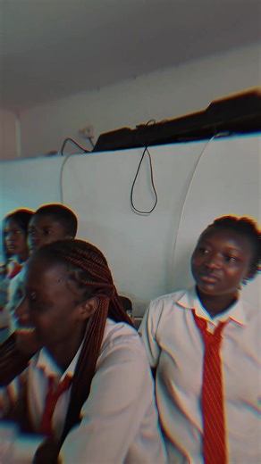 Concentration maximale en studio : Examen de journalisme