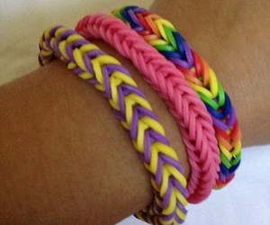 Rainbow Loom Videos That Explain How To Make Bracelets