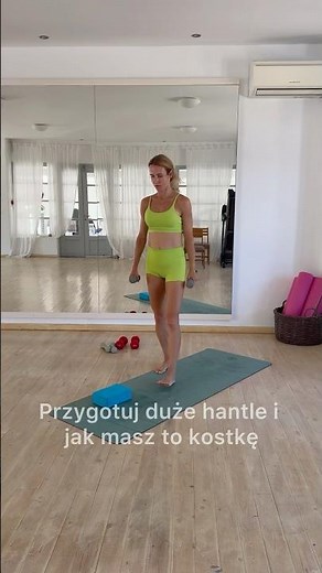 Sekret pięknych nóg po 40-tce. Więcej treningów na kanale 👉🏻 Ola Żelazo