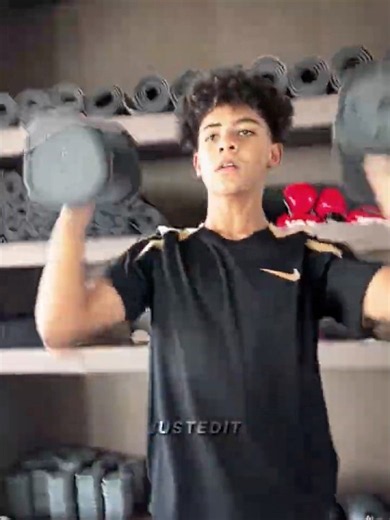 Ronaldo Jr & Lamine Yamal’s Insane Height Transformation 🤯😳