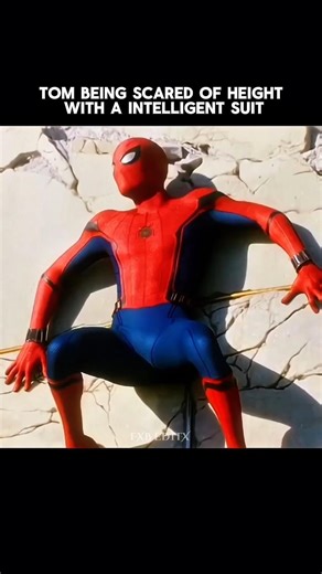 TOM BEING SCARED OF HEIGHT WITH A INTELLIGENT SUIT 🤡 #marvel #trendingshorts #spidermanedit #peter