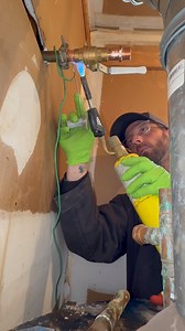 10K views · 45 reactions | Hooking up a Water Heater #plumbing #plumber #plumbproud #plumblife #waterheater #waterheaters #waterheatergas #waterheaterinstall #expansiontank #solder #soldering #copper #plumbingrepair #howto #diy #asmr #reels #reelsvideo #reelsviral #serviceplumber | Theconservativeplumber | Facebook