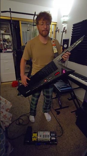 #keytar roland ax edge