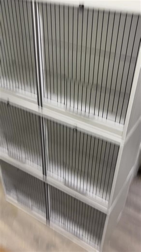 Delivery David Rands cages | Mitchell Cowen