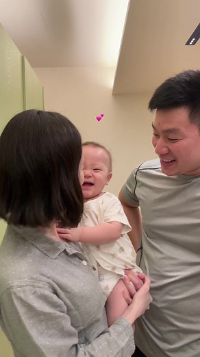 Teaching our baby the most gentle kiss ever❤️ - Babies, Family, Relationships
