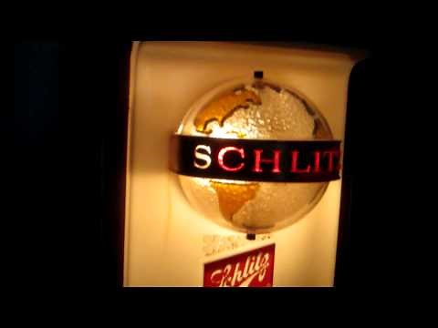 Vintage 1960's Schlitz Beer Light Up Rotating Motion World Globe Pub Tavern Sign