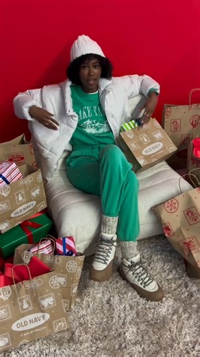 you before black friday vs. you after 🛍️ what’s on your shopping list this year? | Old Navy
