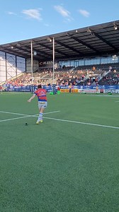 #DemiesPROD2 Le magicien gallois du FC Grenoble Rugby effectue ses derniers réglages à quelques minutes du coup d'envoi ⏰ | PRO D2