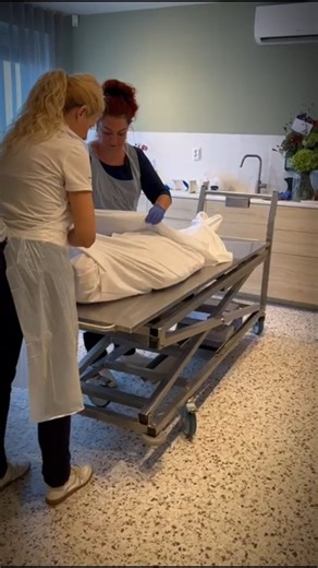 The dutch embalmers on Instagram: "When it matters most, we’re here. #thedutchembalmers #zorg #rouw #afscheid #laatstezorg #loss #grief #thanatopraxie #mortuary #embalming"