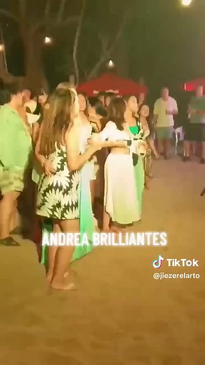 ANDREA BRILLIANTES Party Dance | Exciting Moments