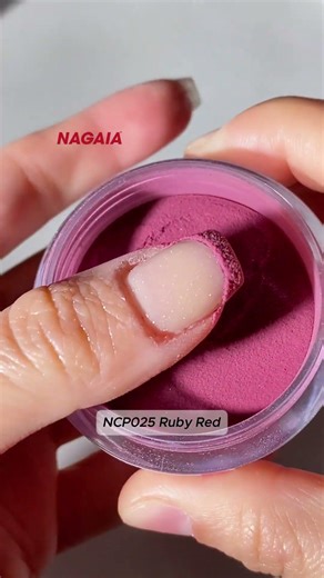 Simply follow the step by step tutorial to get your dipping powder french tip nails done 💅🙋‍♀️