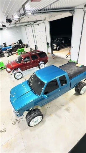 Bagged OBS Chevy on 26s #automobile #dothingsyoudontwanttodo