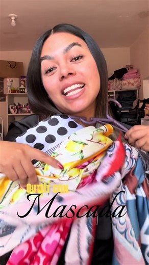 Amigaaaa ya viene la temporada perfecta para ocupar mascadas 🍋 y en este perfil las amamos 💖 dime que opinas de este outfit con mascadas, ya sabes que te voy leyendo 💖 #outfitconmascada #mascada #outfitfresco #outfitideas