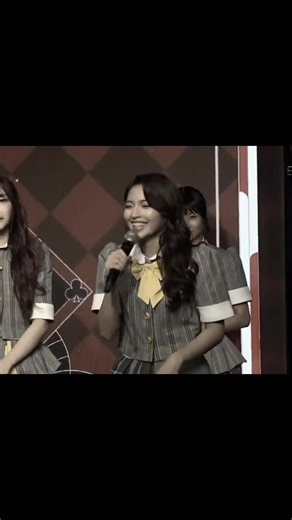 Kelulusan Gracia JKT48: Momen Terakhir yang Mengharukan