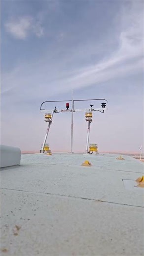 Wind Turbine Obstruction Lighting System – Medium Intensity Type A