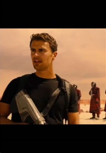 Got to love you 😍#theojames #allegiant #tobiaseatonedit #divergent #four