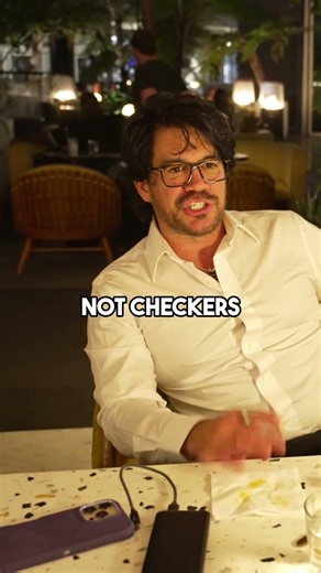 Chess vs Checkers: How the Wealthy Think Differently