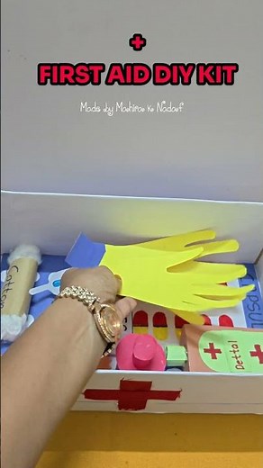 DIY First Aid kit 🩹💊🌡️#DoctorsDay #FirstAidKit #DIYProject #SchoolProject #CreativeIdeas#DoctorLife