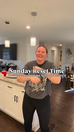 The loading the dishwasher asmr 👌 Pretty proud I’m employee of the month too, thanks babe. @scrubdaddy @bissellclean #sundayreset #asmrcleaning #cleanwithme Clean with me, Sunday reset cleaning, millennial mom vlogs, mom cleaning routine, asmr noises, comfort creator | Brittanymolfese