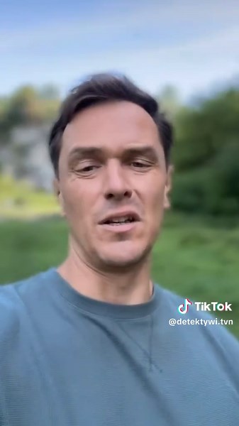 A na planie? Dzień jak co dzień:) Znowu kogoś uratujem💪🔥❗️ #DETEKTYWI #śledztwo #akcja #Nowacki #Kowalik #serial #nowysezon