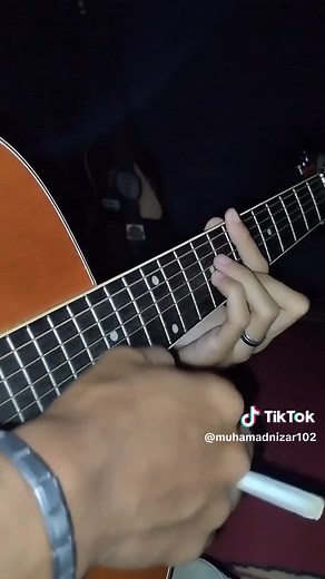 Tutorial Chord & Genjrengan Cinta di Pantai Bali