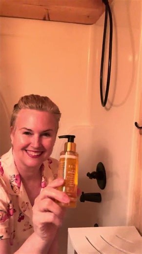 Loving Besque Shower Gel for my over 50 Skin