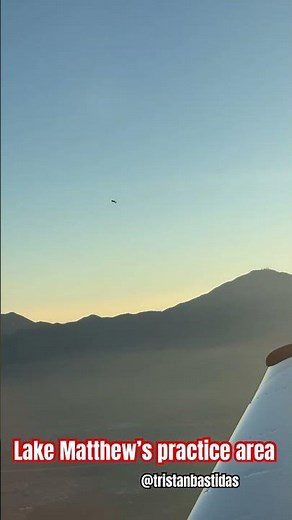 Guy doing loopy loops #aviationdaily #aviation #landing #flying