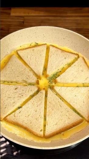 Cheesy Toast Recipe! Quick & Easy #shorts