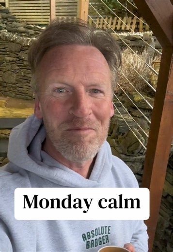 Monday calm on launch week 😜🎙️ Clear headed, excited. Rich & Ben, The Sober Men arrives THIS Friday! Let’s go! 💥 #sober #alcoholfree #richandben #happiness #podcast