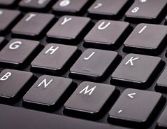 Die Num-Taste auf dem Laptop ohne separaten Ziffernblock verwenden