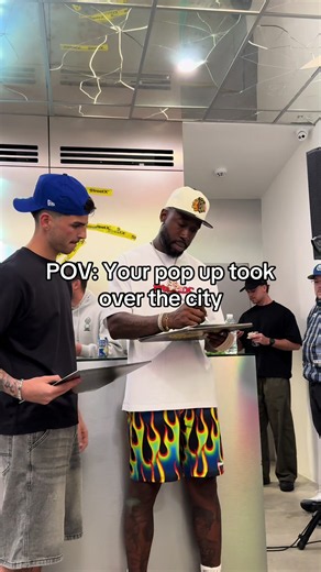 DROP LIVE NOW: Stret x (streetx) pop-up takeover