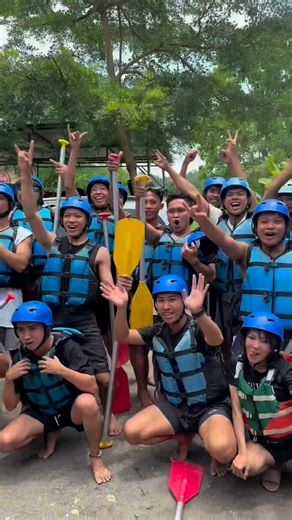 LOKA GYM AND RECOVERY KUTA LOMBOK on Instagram: "And this is why we closed today 🩶 a day out to celebrate our awesome team who make LOKA what it is. We appreciate this team so much and all their hard work. White water rafting with a lot of laughs. We cannot wait to keep growing together 💪🏼 thank you TEAM LOKA."