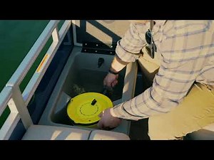 Fishin' Barge 22 XP3 | 24ft. Fishing Tritoon by SUN TRACKER Pontoons