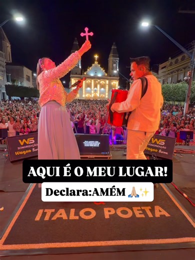 🔥 AQUI É O MEU LUGAR! DECLARA:AMÉM 🙏🏻✨ Tem coisas que a gente só sente… e quando Deus está, o coração reconhece. ✨ é aqui. Comenta AMÉM 💛 Marca quem vai viver isso com você 📍 De qual cidade você é?#anaclararocha #louvor #italopoeta #show
