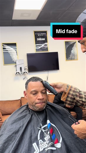 Mastering the Mid Fade Haircut Technique